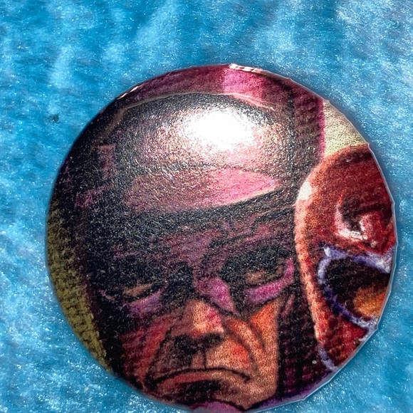 Handmade Marvel pins 5 Pack - Picture 4 of 8